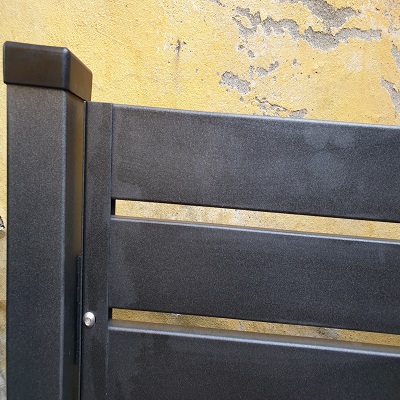 Stâlpi gard rezidențial