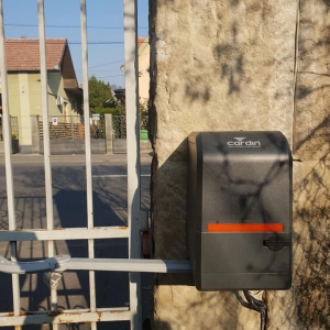 Automatizare poarta