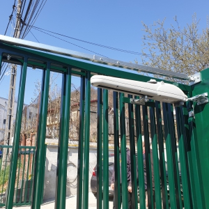 Poarta cu sistem bifold - CAIS